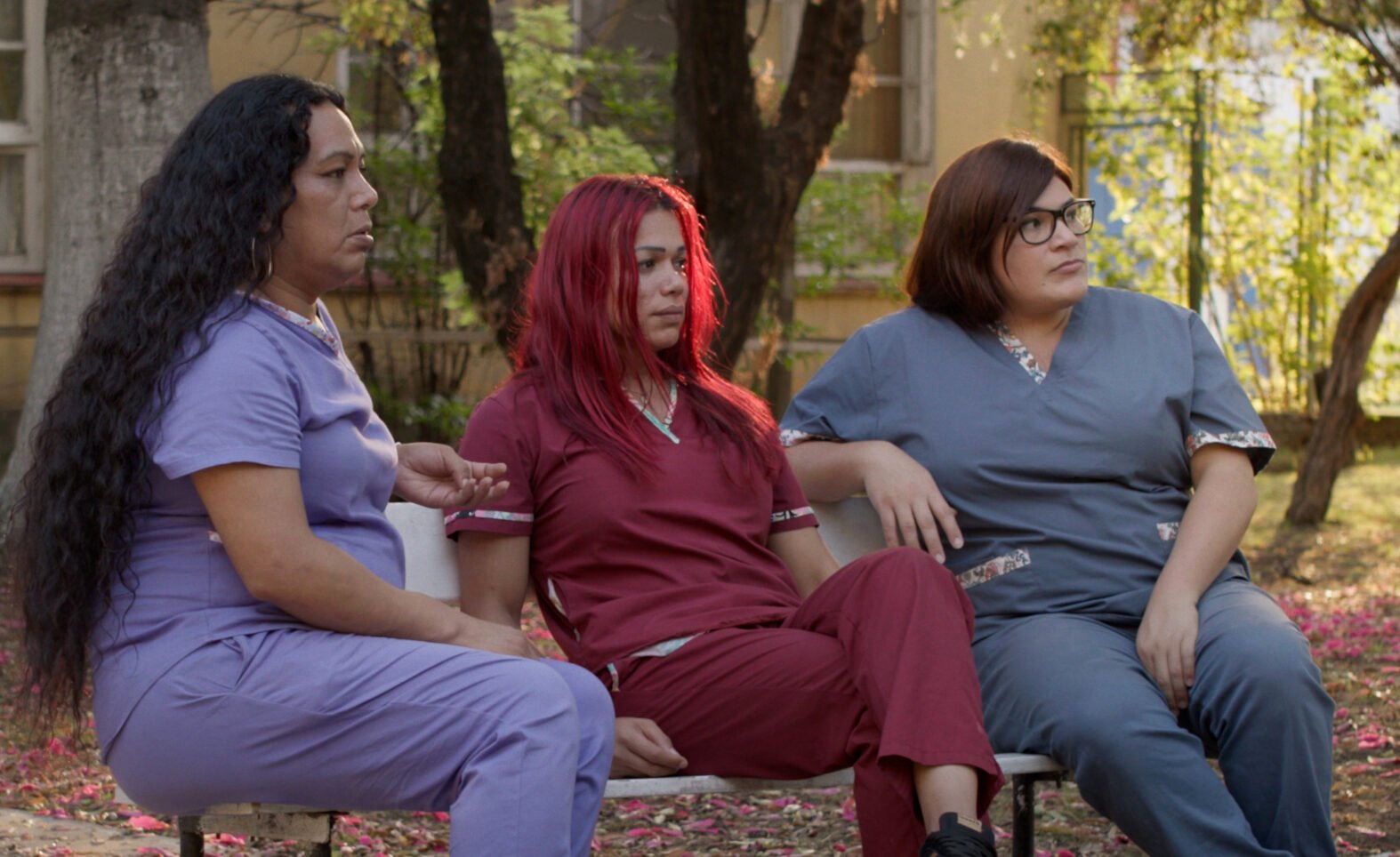 Cuidadoras –  The Quiet Humanity As Care Becomes Connection