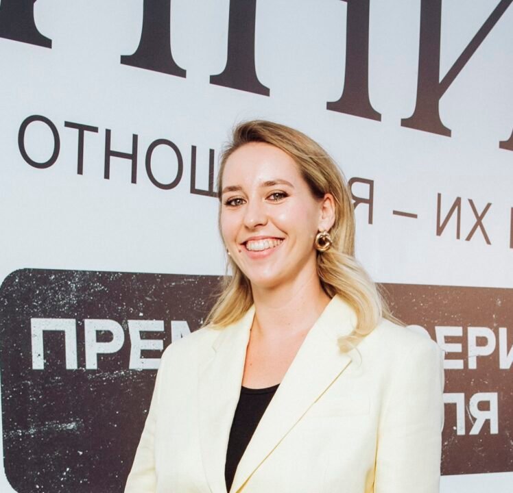 In Conversation: Laughing at the Rules of Love, Viktoriia Lapushkina on Satire, Loneliness, and ‘Pickup’